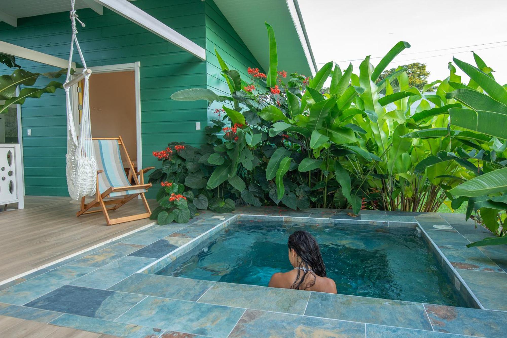 Namaitami Casa Hermosa Con Ac Y Piscina A Solo 650 Metros Del Parque Nacional Cahuita Exterior foto