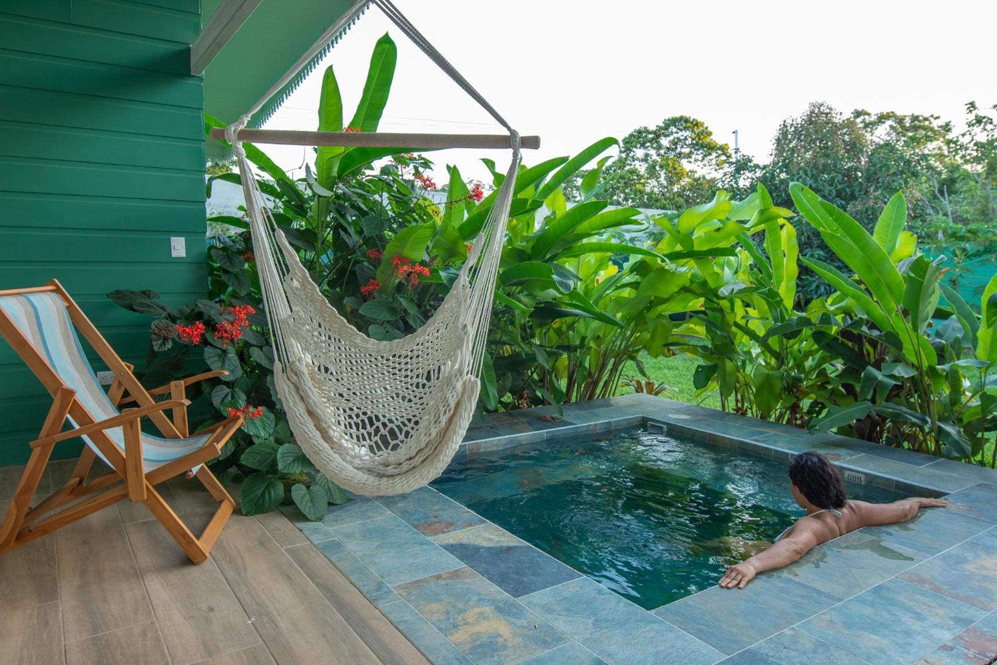 Namaitami Casa Hermosa Con Ac Y Piscina A Solo 650 Metros Del Parque Nacional Cahuita Exterior foto