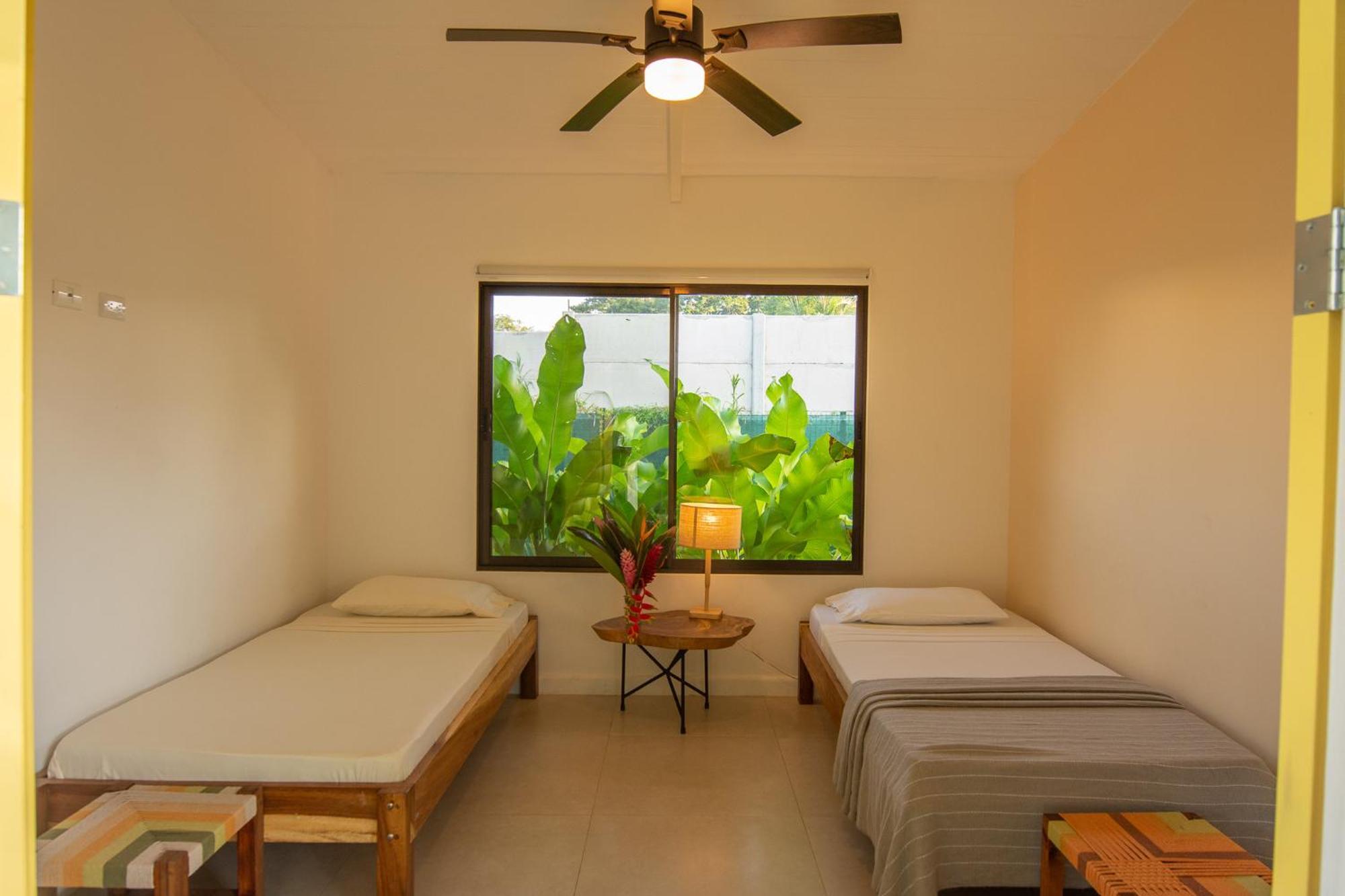 Namaitami Casa Hermosa Con Ac Y Piscina A Solo 650 Metros Del Parque Nacional Cahuita Exterior foto