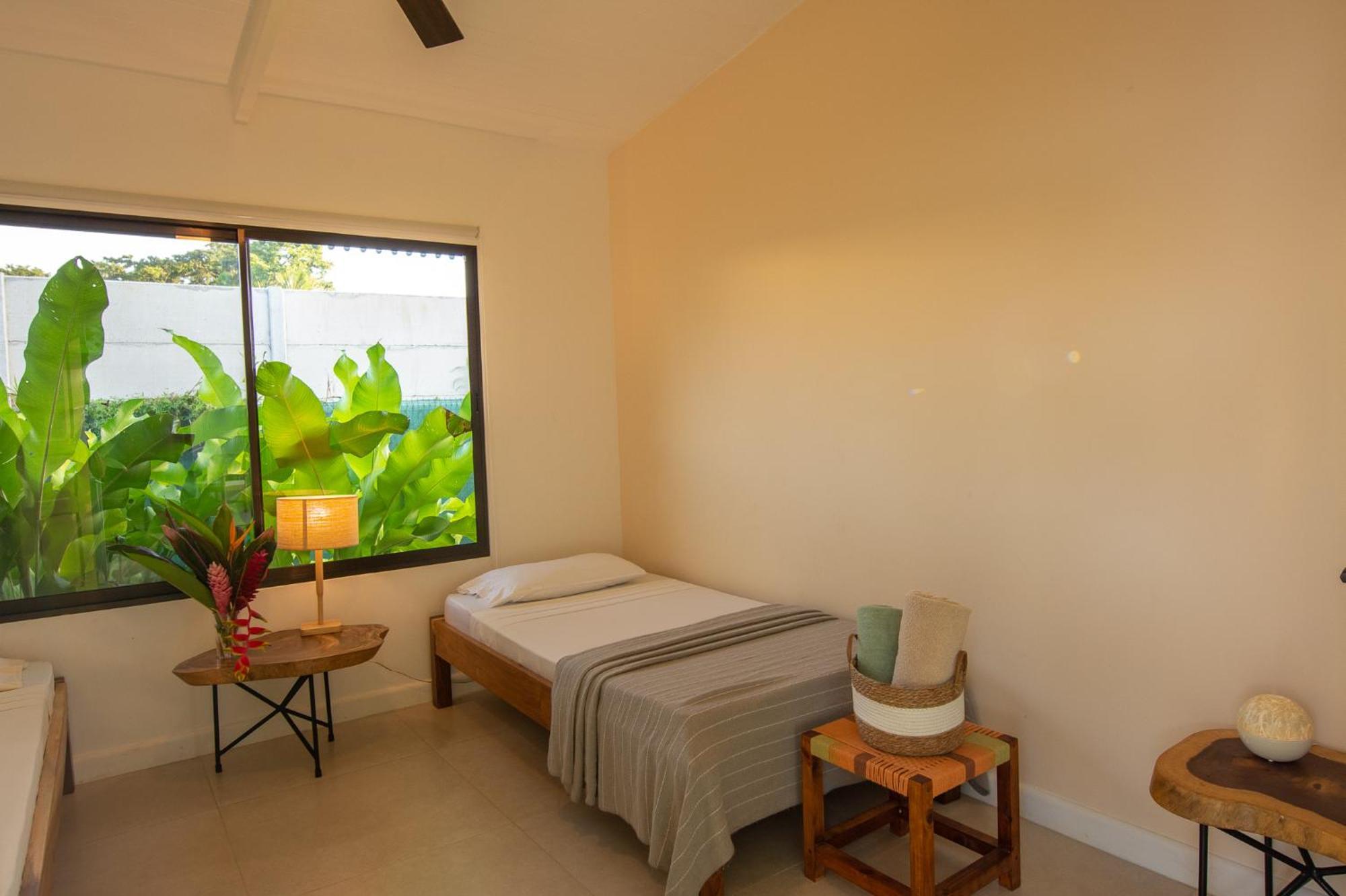 Namaitami Casa Hermosa Con Ac Y Piscina A Solo 650 Metros Del Parque Nacional Cahuita Exterior foto