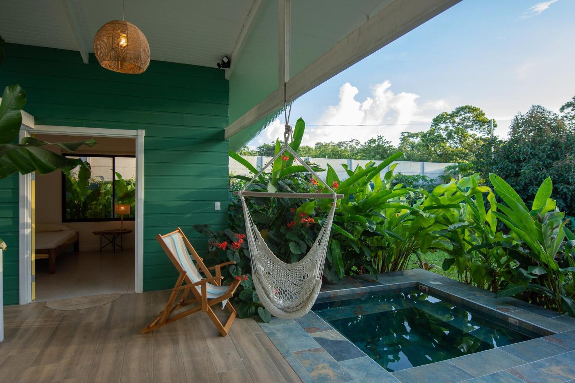 Namaitami Casa Hermosa Con Ac Y Piscina A Solo 650 Metros Del Parque Nacional Cahuita Exterior foto